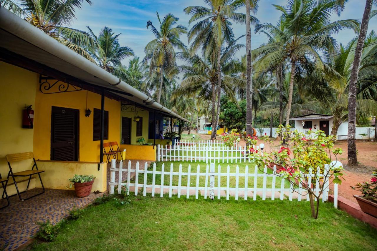 Vinsons Cottages Colva Exterior foto